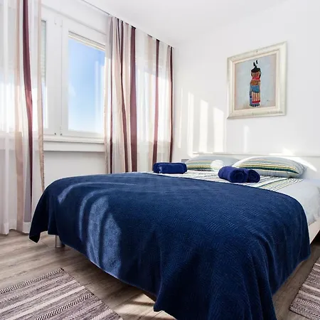 Deluxe Miro * 스플리트