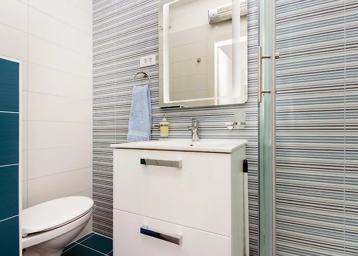 Deluxe Miro ספליט