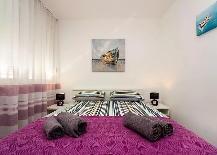 דירה Deluxe Miro *