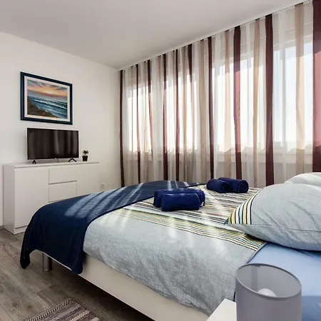 Appartement Deluxe Miro *